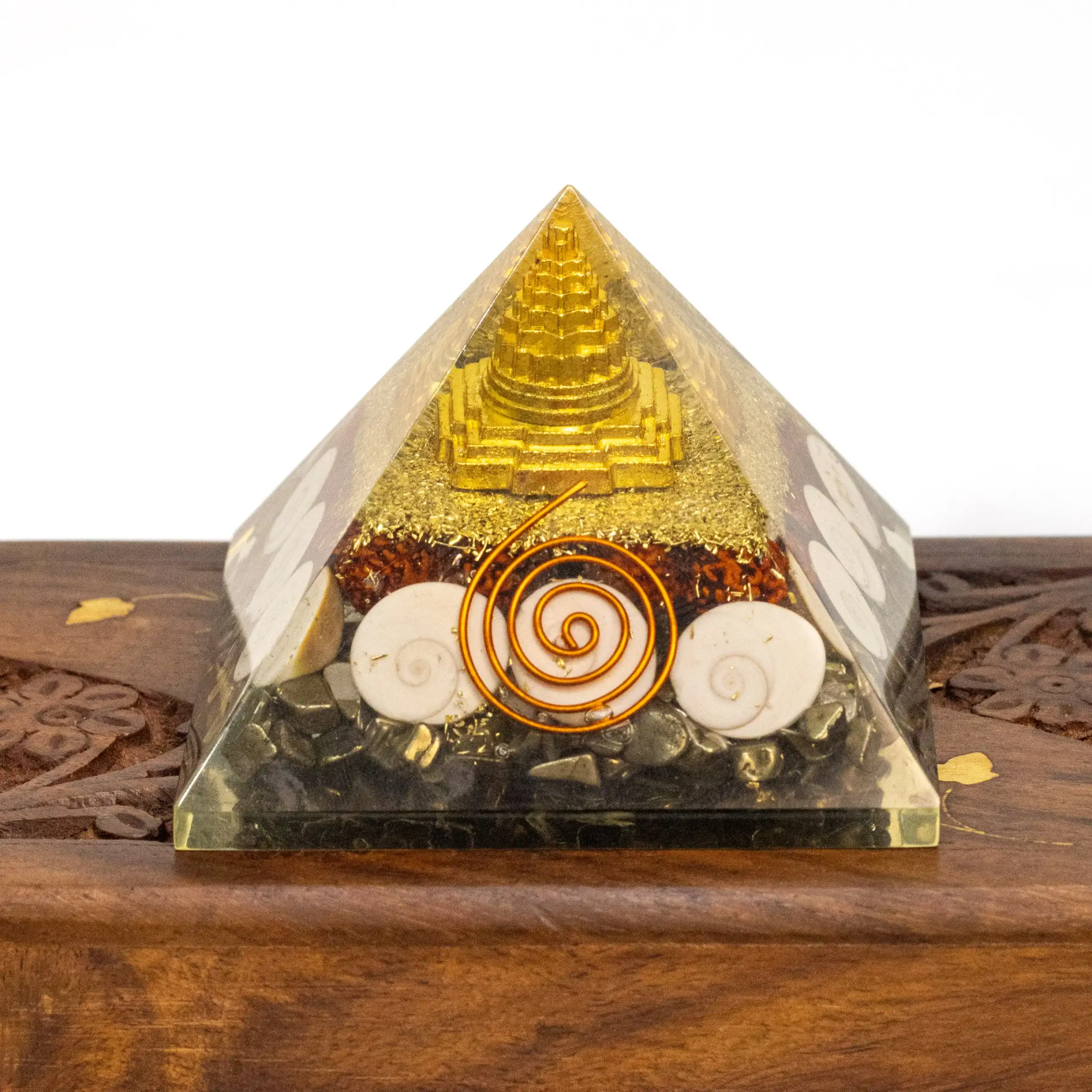 Money-Magnet-Pyrite-Pyramid